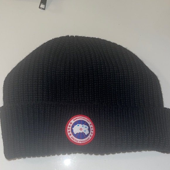 Canada goose beanie - Picture 2 of 8